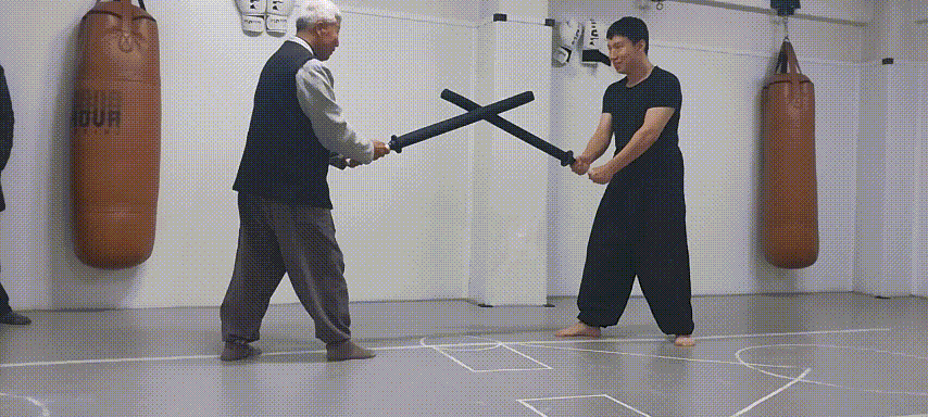 투보치기20250209_190839.mp4_20250210_235932.gif