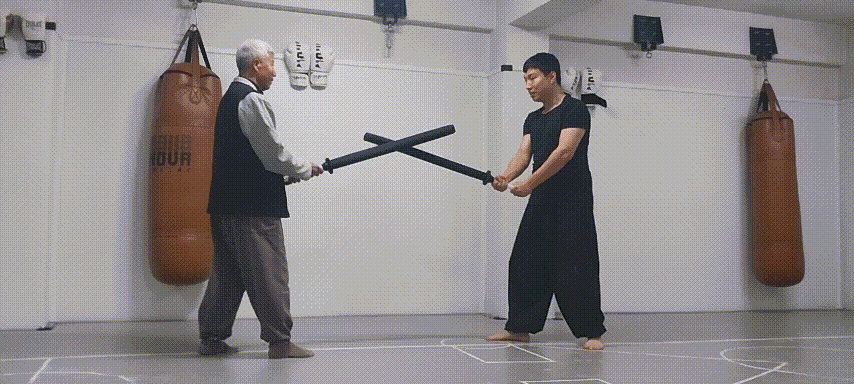 향좌방적20250209_190839.mp4_20250211_000639.gif