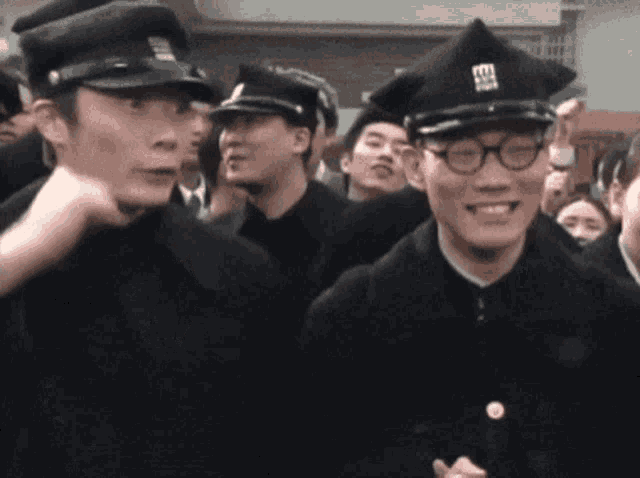 위대합니다 선생!.gif
