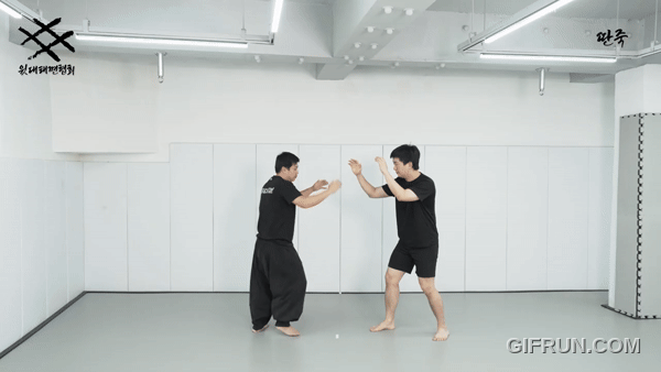본세_딴죽2.gif