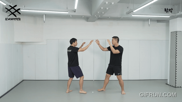 고대세어르기_합장.gif