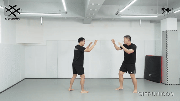 칼잽이_2.gif