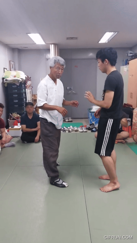 4fd158c651974c9684d2c3934a5f72c1.gif